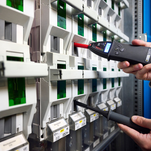 Periodische Kontrolle